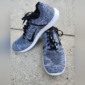 Nike Free Flyknit  Running Shoes